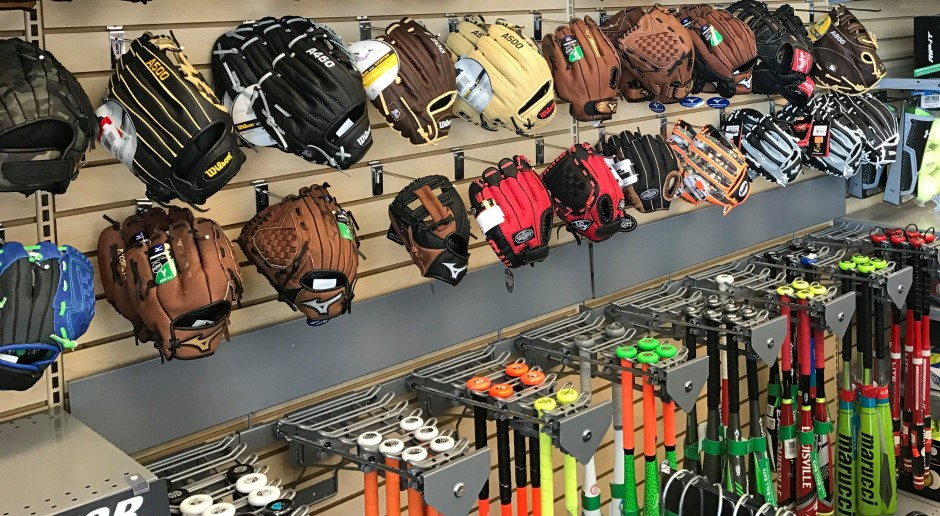 Bat and Glove Holiday Shopping Tips